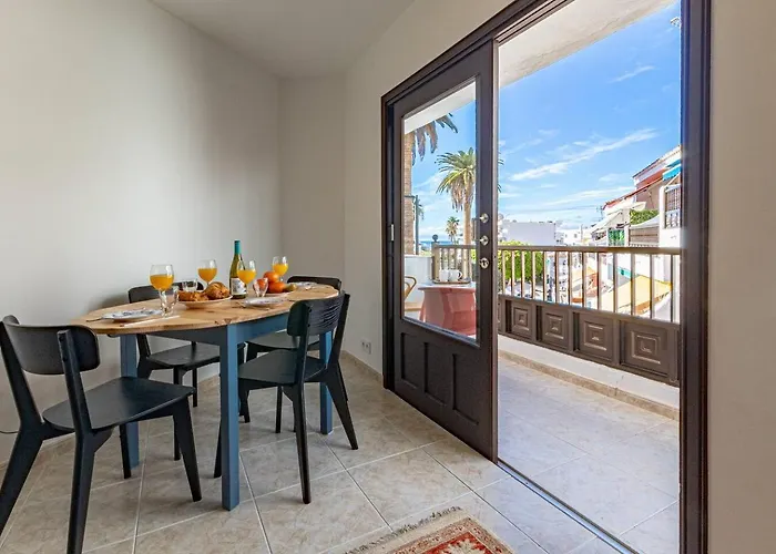 El Nido 아칸티라도